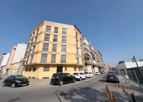 Piso en venta en Talavera De La Reina - Francisco Aguirre - Tres Olivos, Tres Olivos, 129.900 €, 62 m2, ref. 667493 en Talavera de la Reina