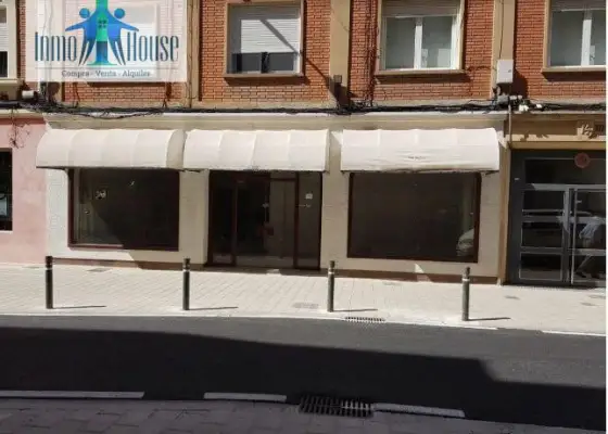 Inmohouse alquila local centrico y con mucha visibilidad en Albacete
