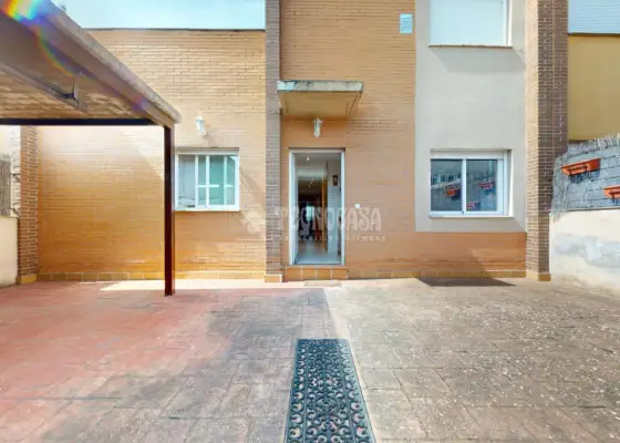 Casa en venta en Yebes - Valdeluz - Yebes - Valdeluz, 262.800 €, 172 m2, ref. 651797 en Yebes