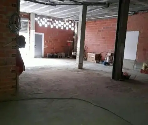 Inmohouse vende local en san pablo en Albacete