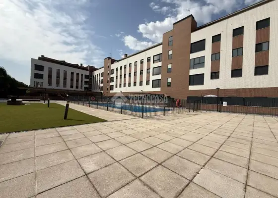 Piso en venta en Alovera - Alovera, 273.000 €, 160 m2, ref. 666799 en Alovera