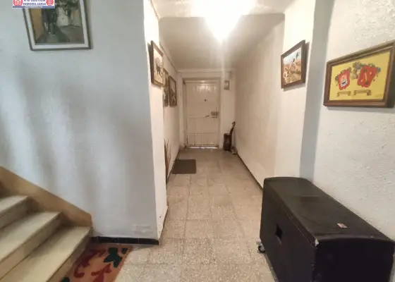 Casa a reformar sobre parcela de 140m2 y fachada de 14 m ubicada en el barrio de Sta María. en Alcázar de San Juan