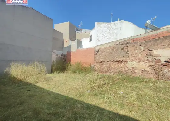Solar cercano al centro en Alcázar de San Juan
