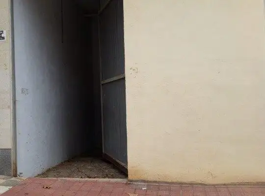 Local en venta y alquiler zona hospital en Albacete