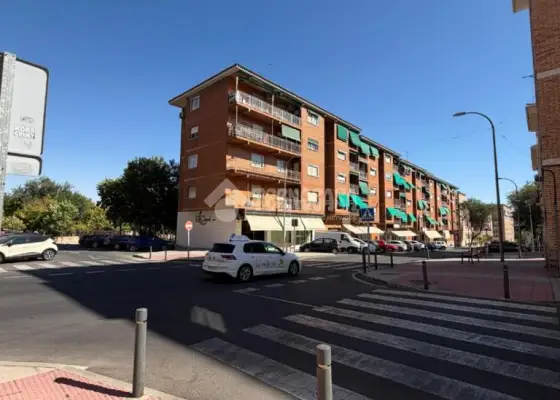 Local comercial en venta en Toledo - Palomarejos, Palomarejos, 104.990 €, 270 m2, ref. 646715 en Toledo