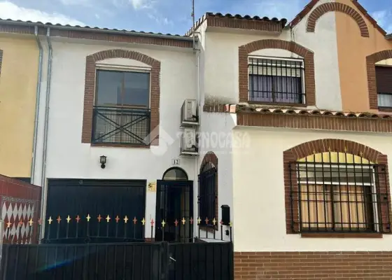 Casa en venta en Alcabón - Alcabón, 127.000 €, 132 m2, ref. 660668 en Alcabón