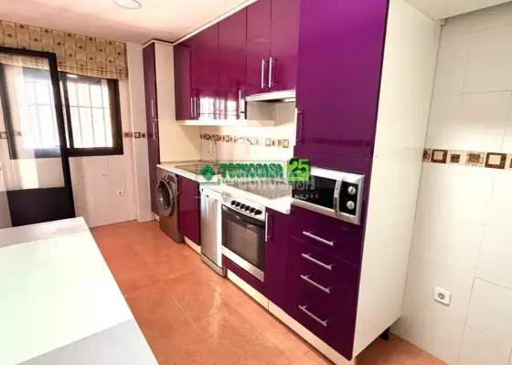 Piso en venta en Yuncler - Yuncler, 149.900 €, 134 m2, ref. 657932 en Yuncler