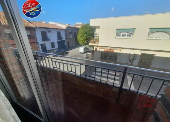 Casa en venta en Daimiel, Calle Misionero Eusebio Ortega Torres, de 276 m2 con 6 dormitorios, 2 baños y terraza por 160.000 €, Ref. 0424 en Daimiel